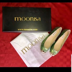 Moonisa Flats 9.5 BNWB